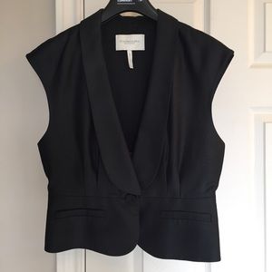 BCBG MaxAsria Lightweight Vest Size M Color Black